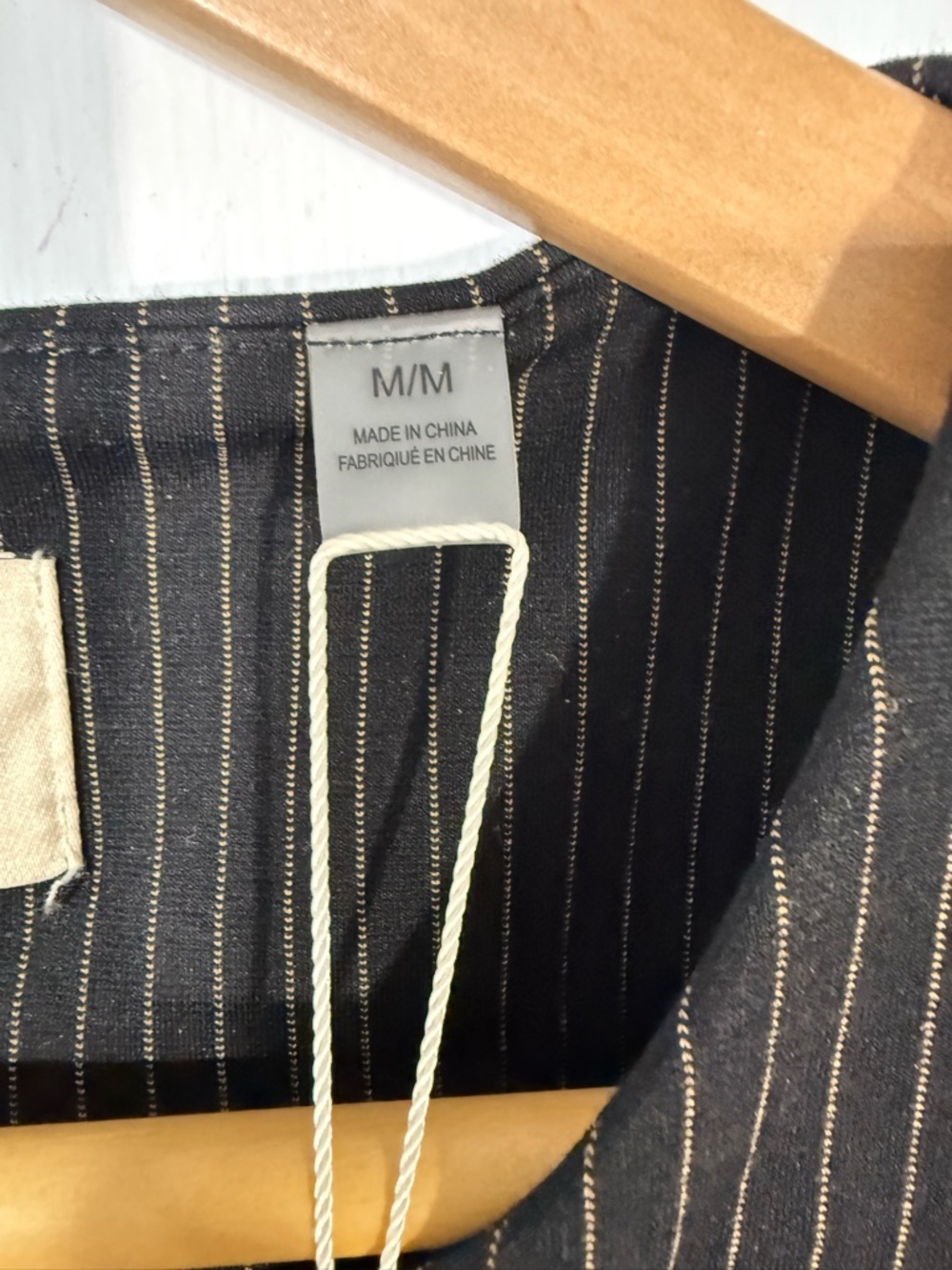 Elie Tahari Black and Gold Pinstripe Vest - Picture 6 of 6